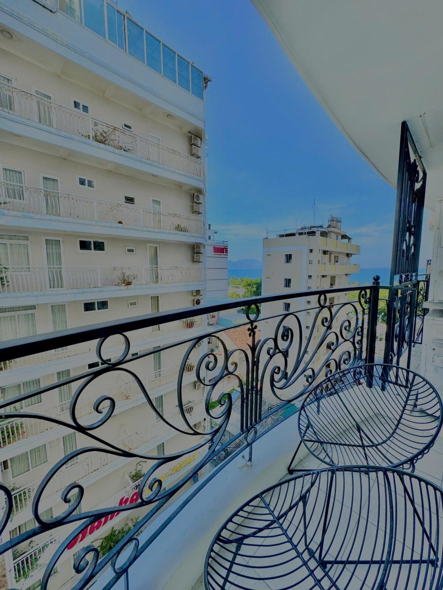 Paris Nha Trang Hotel y Apartamento Exterior foto